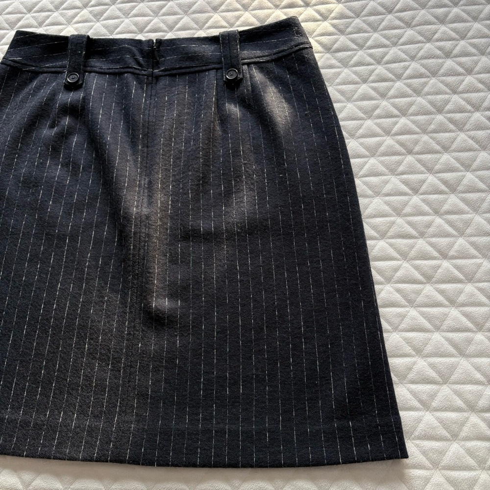 Loft Straight Skirt Size 6 Navy Pinstriped Wool Blend Belt Hoops Pockets Career - Picture 9 of 12